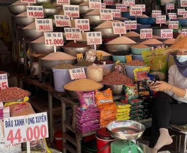 Giá gạo Việt Nam cao nhất trong 15 năm qua